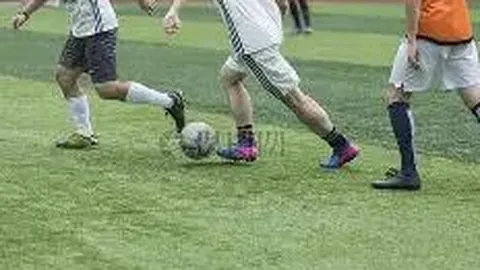 郑恺旧爱程晓玥近况曝光，性感短裙秀火辣身材